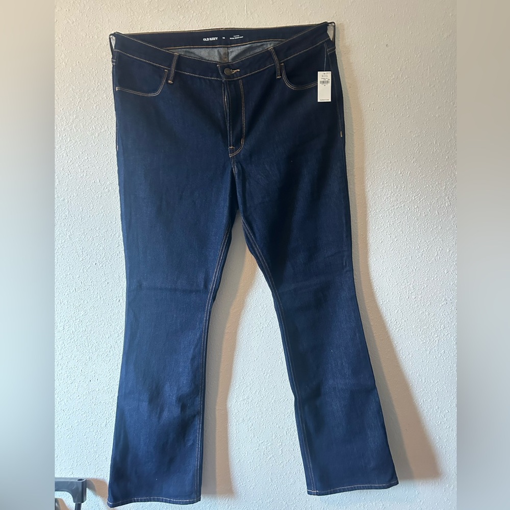 NWT Old Navy High Rise Boot Cut Jeans